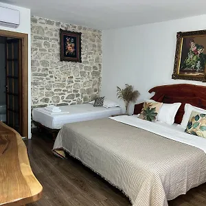 Omer The Ottoman House Bed & Breakfast Berat